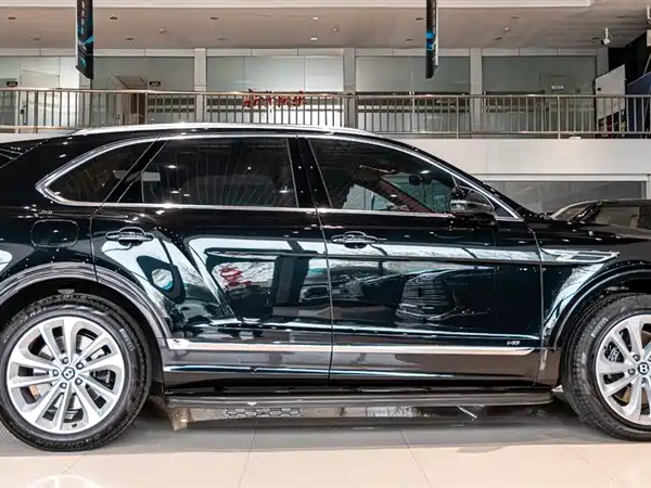 Bentley Bentayga 2022