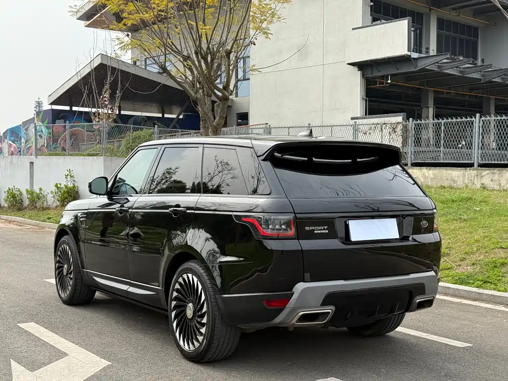 Land Rover Sport 2018 — фото 12