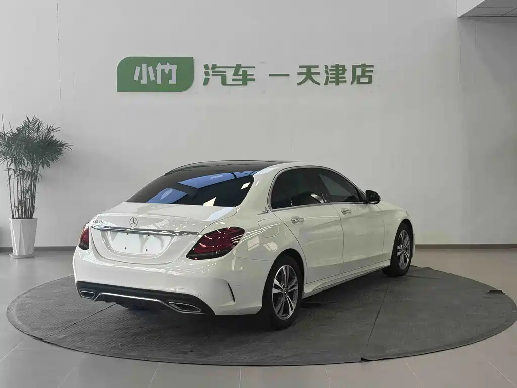 Mercedes-Benz C-Class 2021