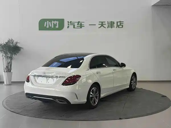 Mercedes-Benz C-Class 2021
