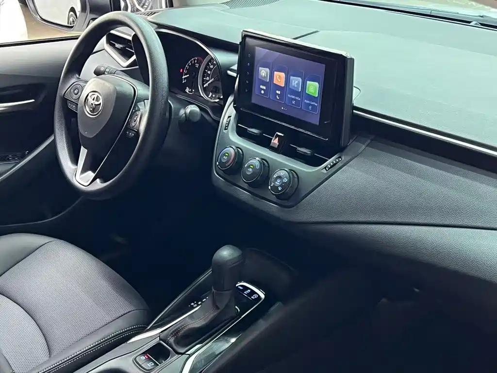 Toyota Corolla 2022 — фото 19