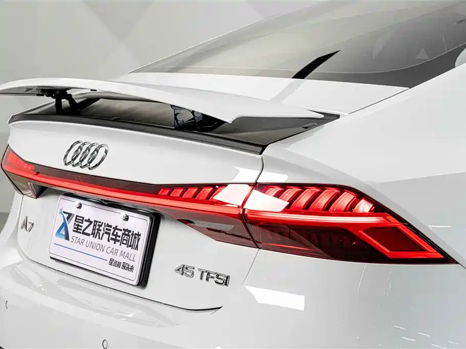 Audi A7 2025 — фото 8