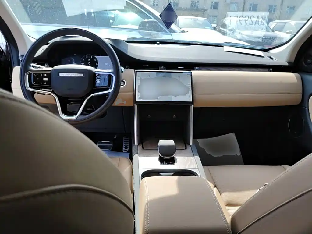 Land Rover Discovery Sport 2025 — фото 10