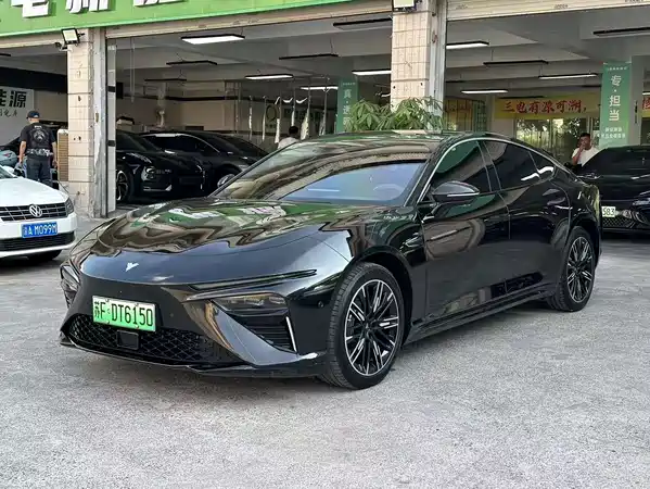 Neta S 2024