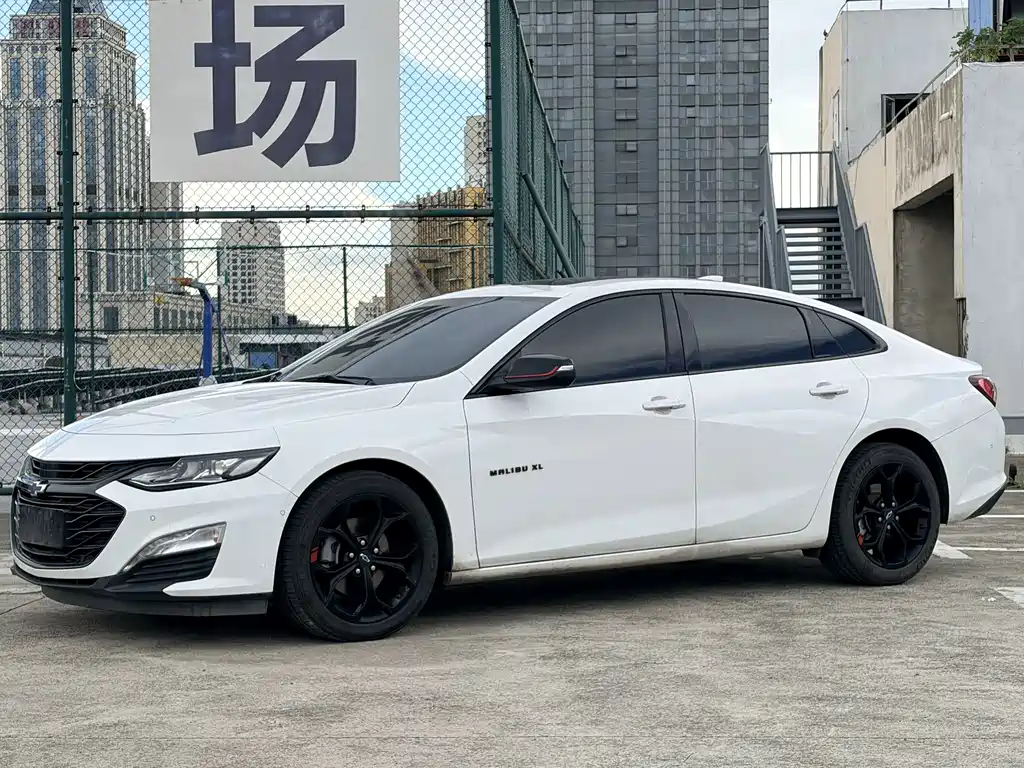 Chevrolet Malibu XL 2019 — фото 1