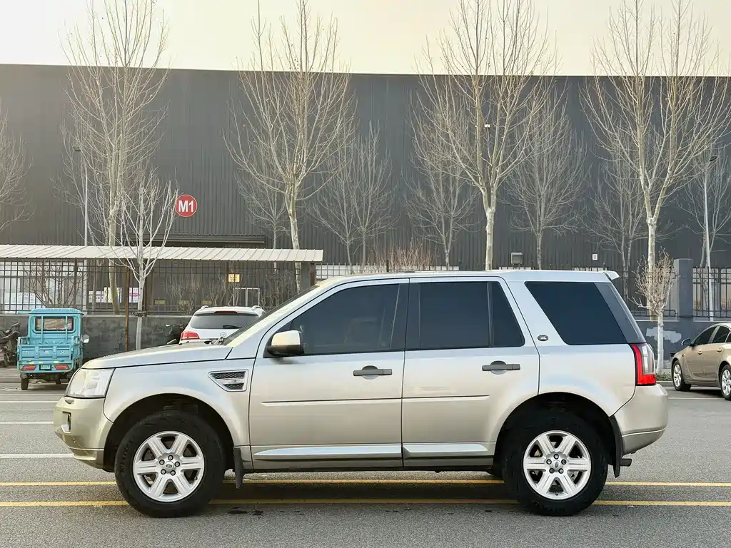 Land Rover Freelander 2 2011 — фото 3