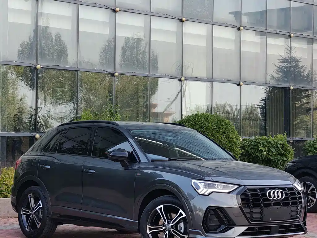 Audi Q3 2022 — фото 3