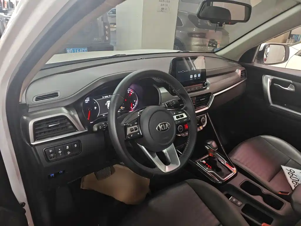 Kia Sportage 2021 — фото 15