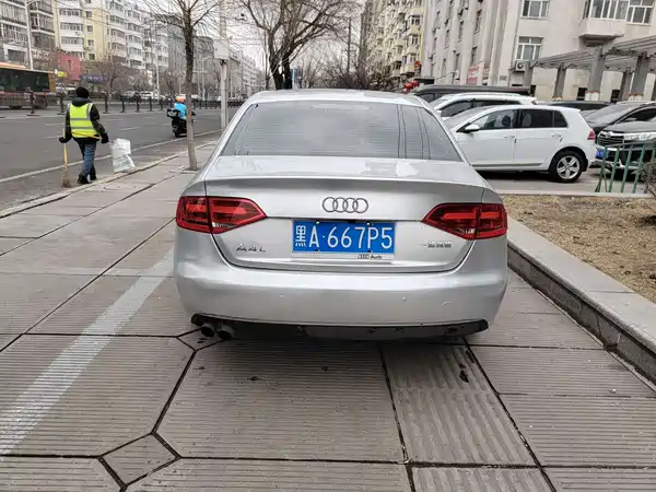Audi A4L 2009