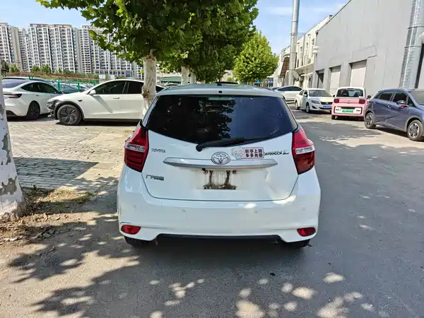 Toyota Yaris L 2020