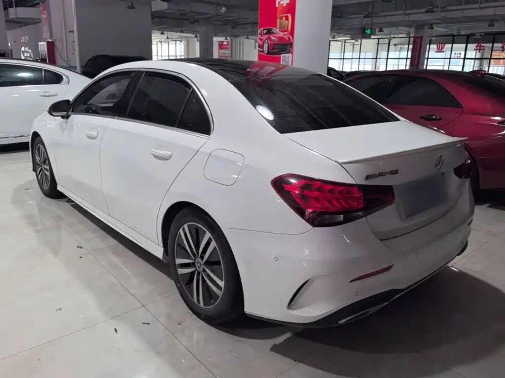 Mercedes-Benz A-Class 2019 — фото 5