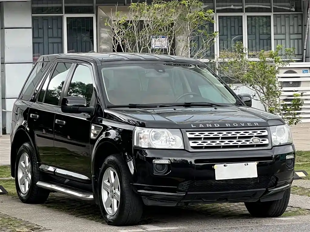 Land Rover Freelander 2 2013 — фото 3