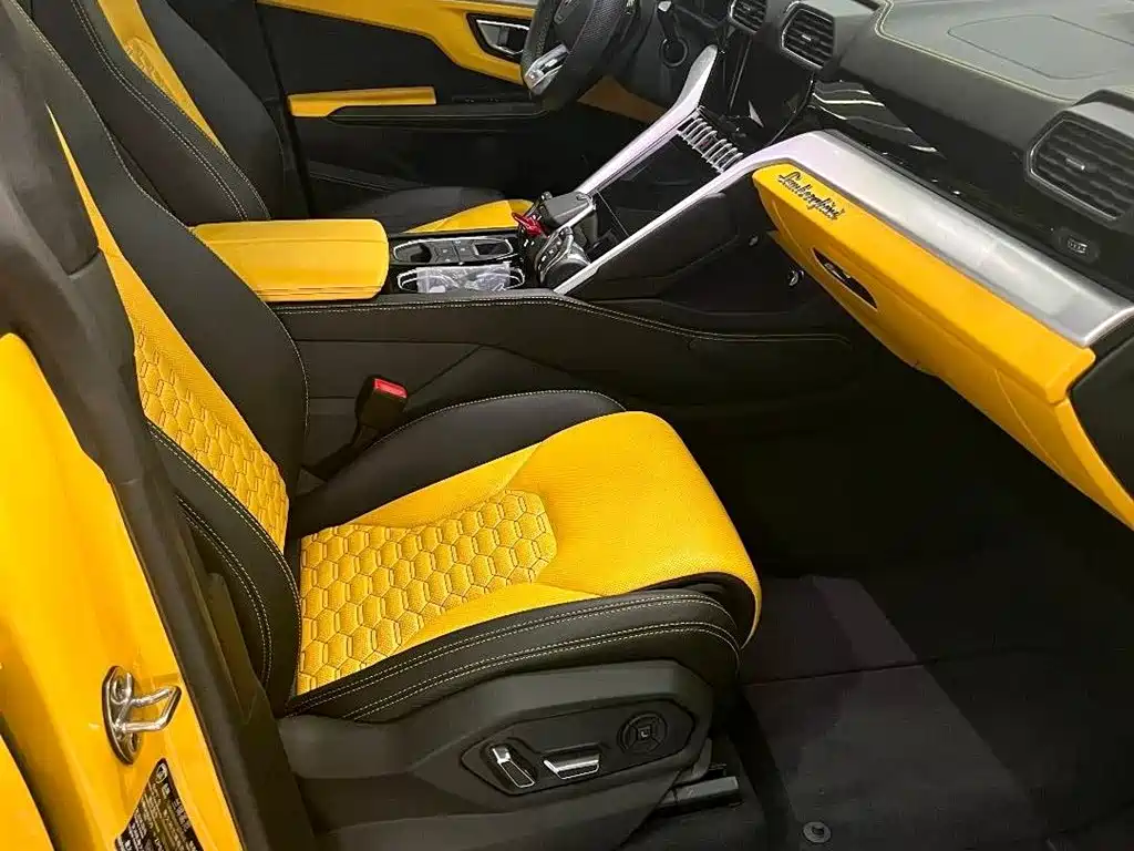 Lamborghini Urus 2019 — фото 4