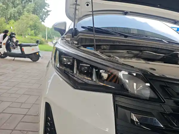 GAC Trumpchi M6 2024
