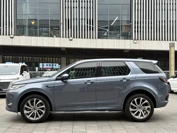 Land Rover Discovery Sport 2021