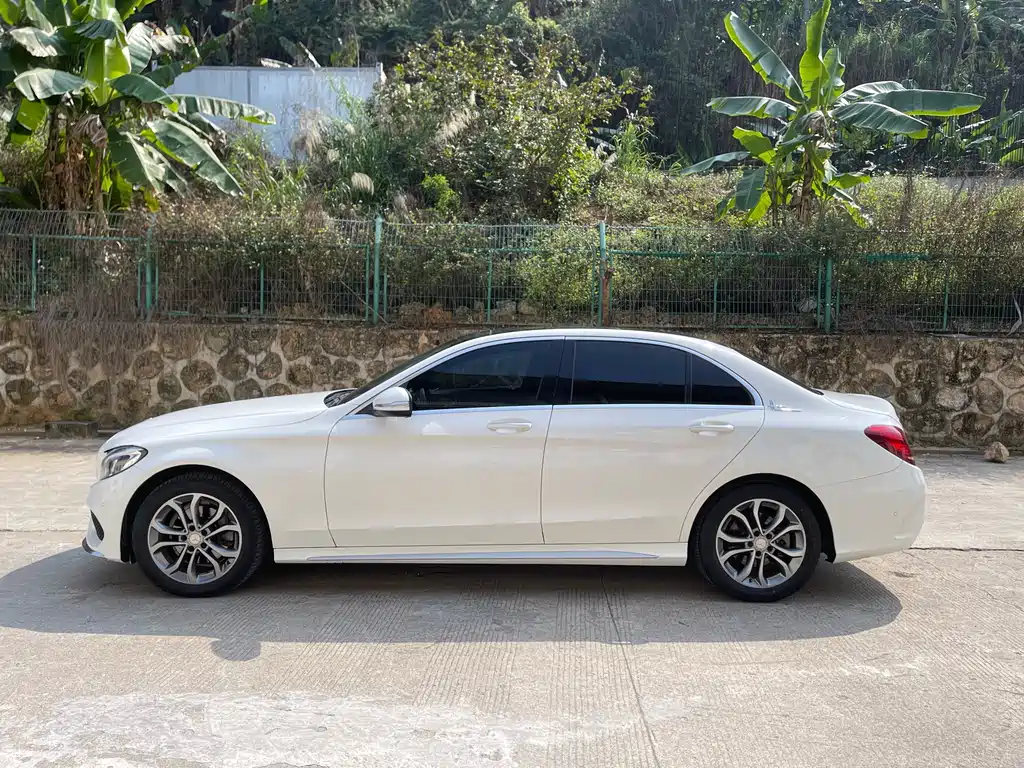 Mercedes-Benz C-Class 2015 — фото 3