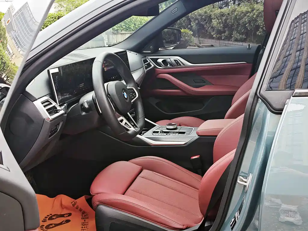 BMW 4 Series 2025 — фото 13