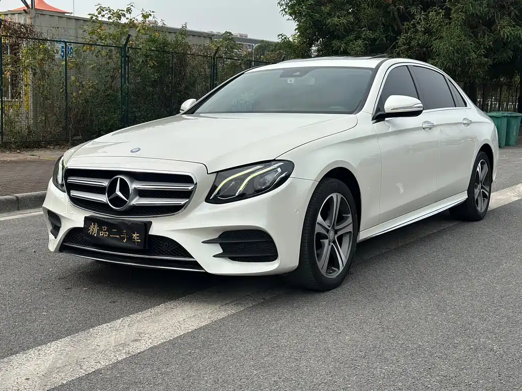 Mercedes-Benz E-Class 2017 — фото 1