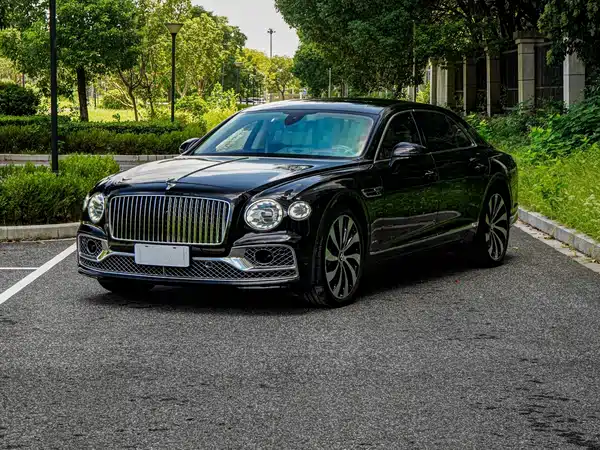 Bentley Flying Spur 2023