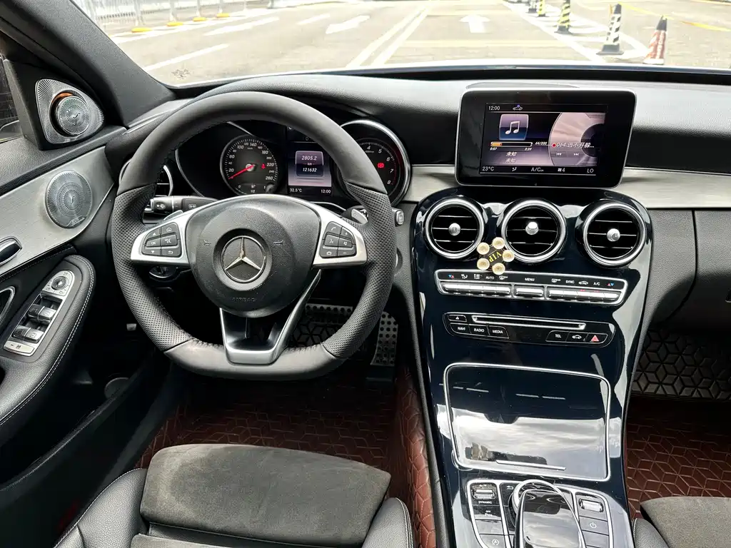 Mercedes-Benz C-Class 2018 — фото 6