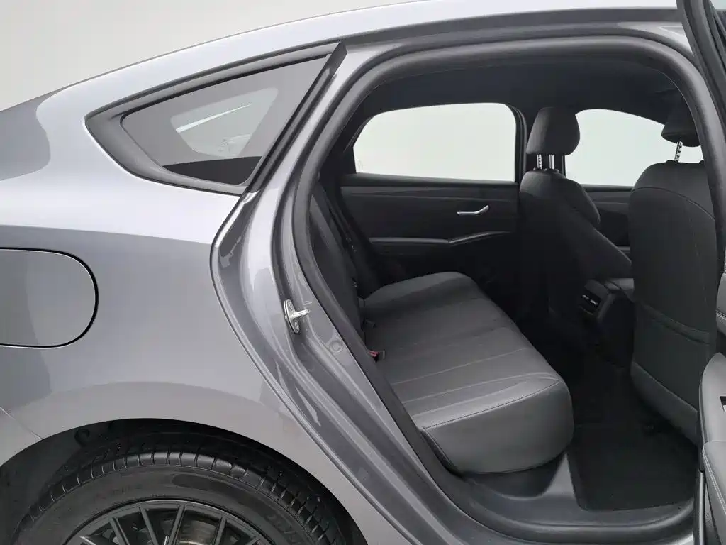 BYD Qin PLUS 2025 — фото 15