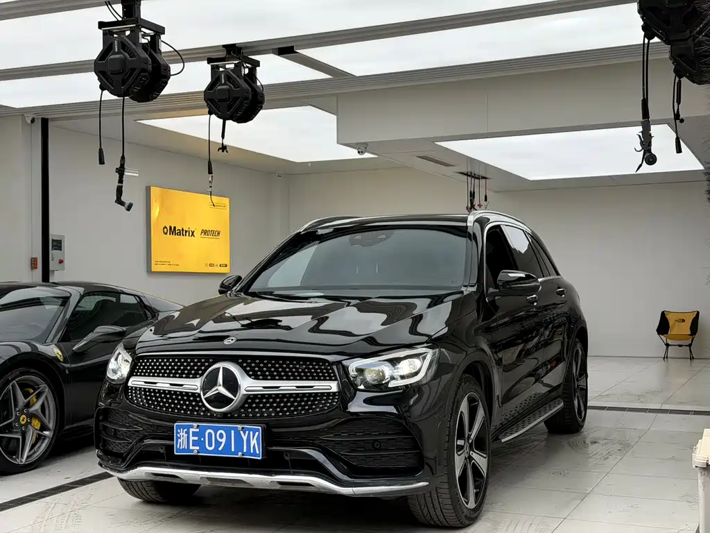 Mercedes-Benz GLC 2021 — фото 1