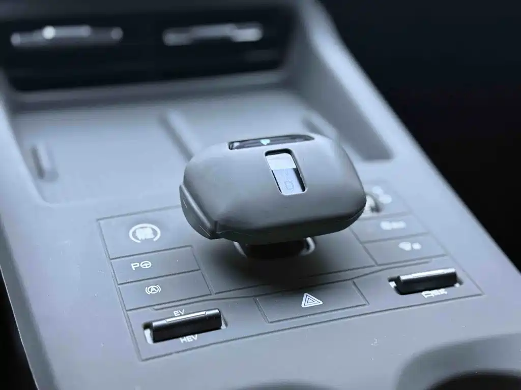 BYD Qin PLUS 2025 — фото 21