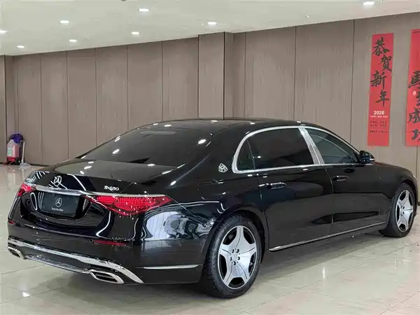 Mercedes-Benz Maybach S-Class 2024