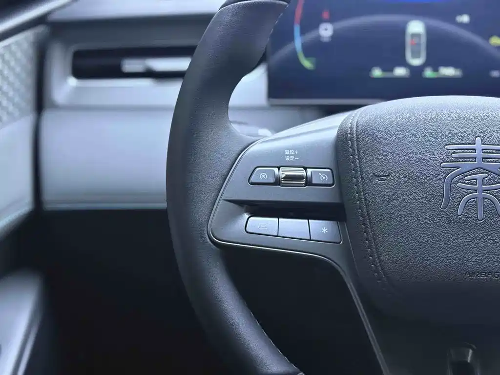 BYD Qin PLUS 2025 — фото 25