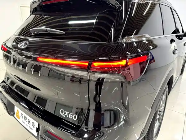 Infiniti QX60 2024