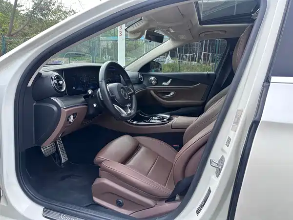 Mercedes-Benz E-Class 2016