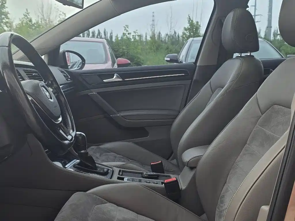 Volkswagen Golf 2016