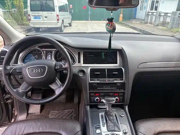 Audi Q7 2014