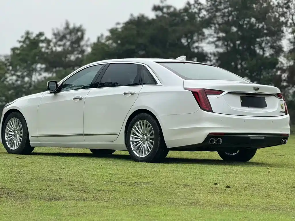 Cadillac CT6 2019 — фото 9