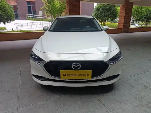 Mazda 3 Axela 2022