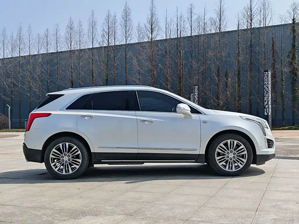 Cadillac XT5 2018 — фото 4