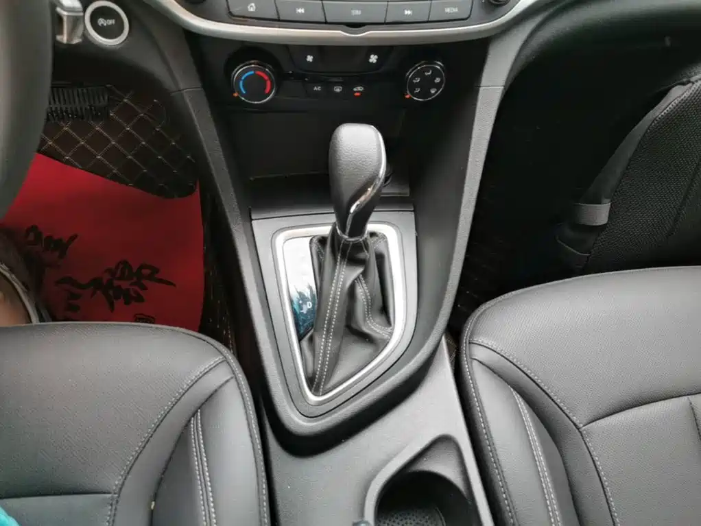 Buick Excelle 2021 — фото 14