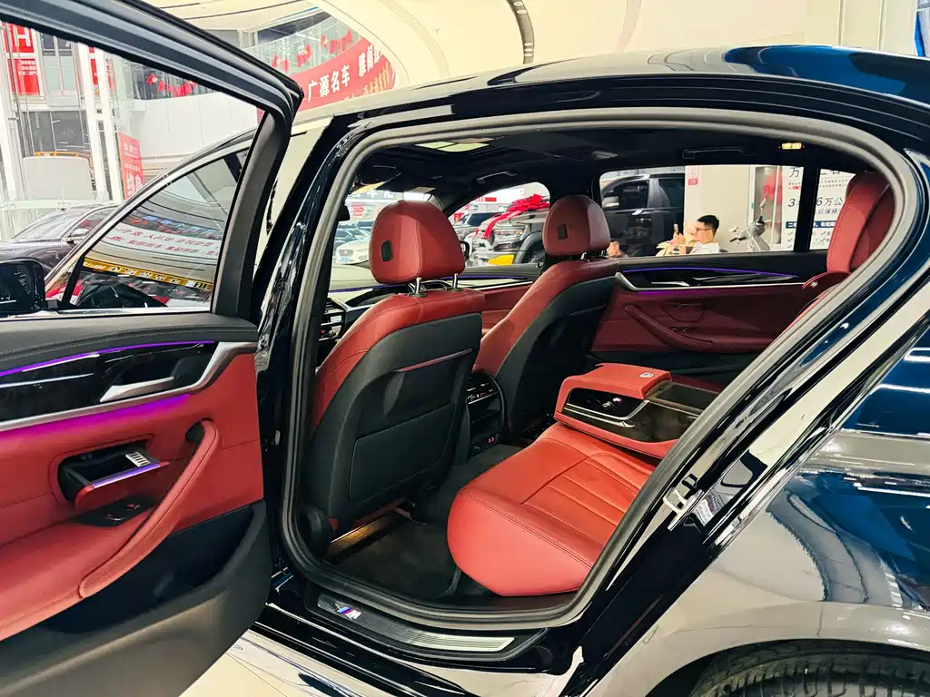 BMW 5 Series 2020