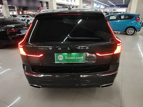 Volvo XC60 2021