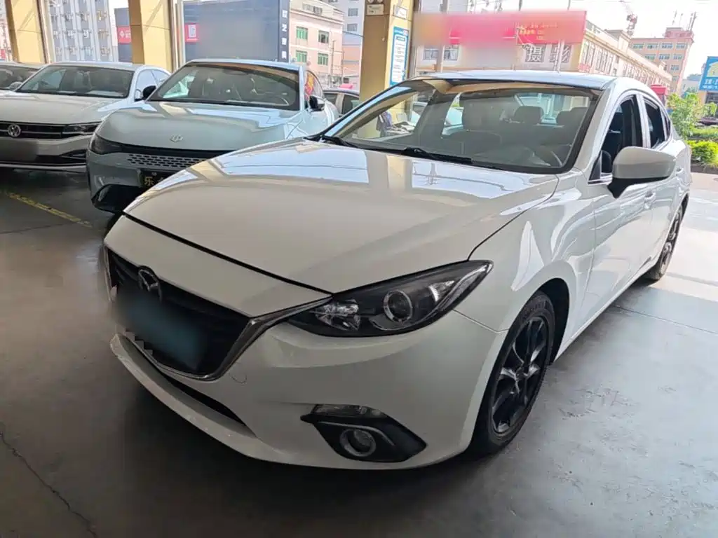 Mazda 3 Axela 2016