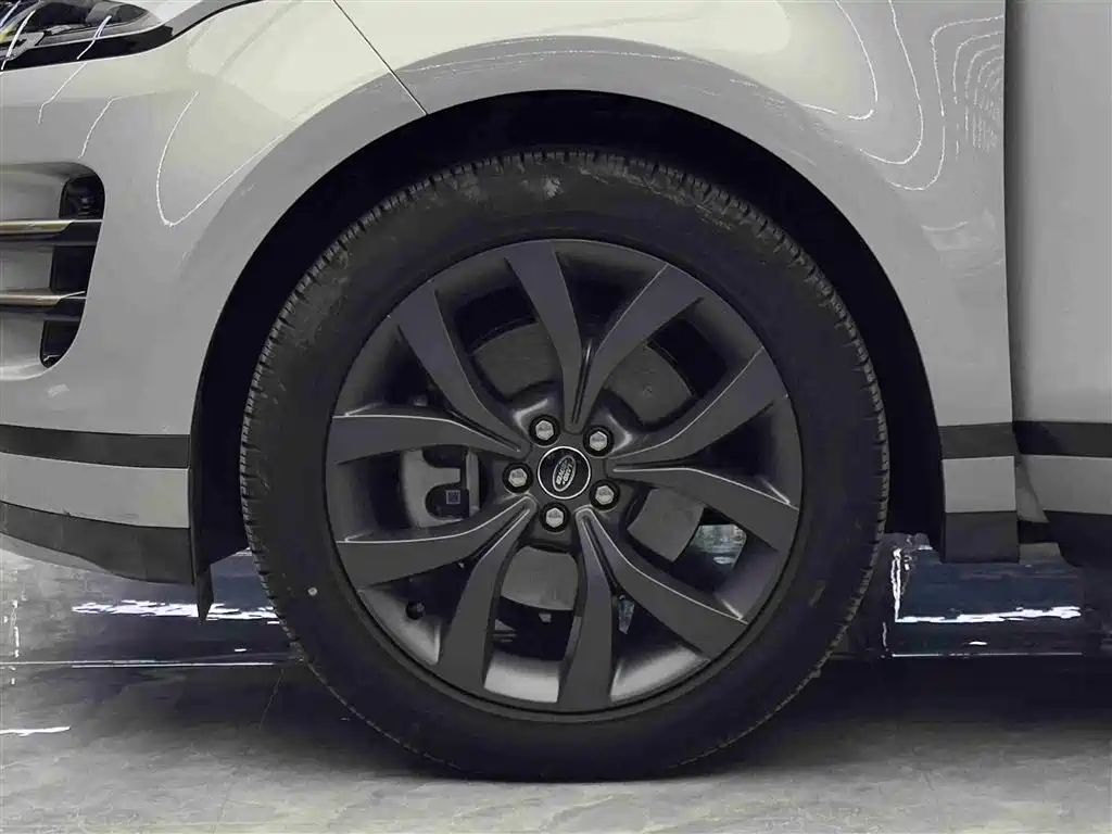 Land Rover Evoque 2024 — фото 4