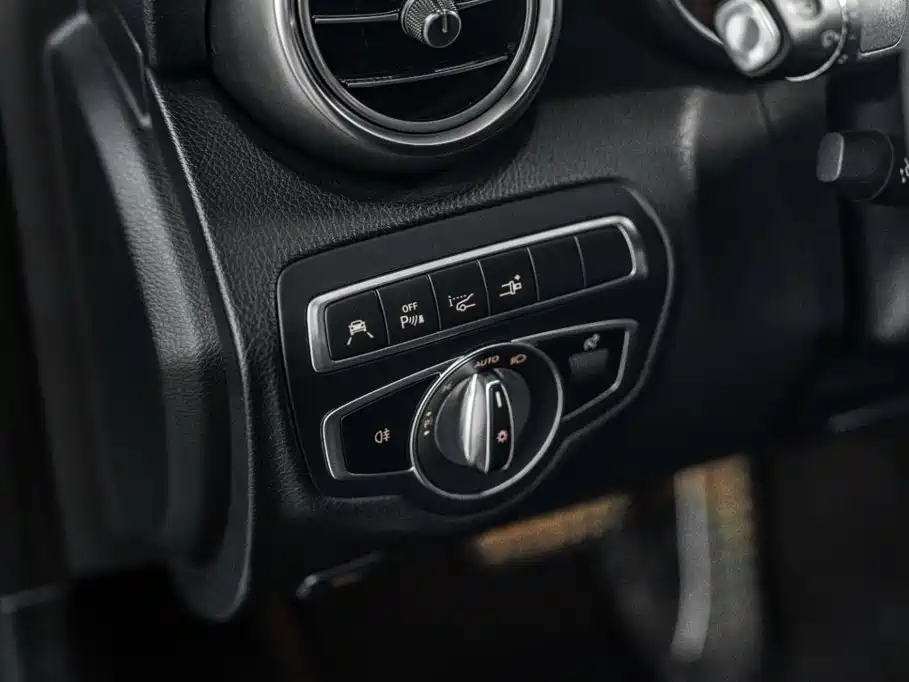 Mercedes-Benz C-Class AMG 2020 — фото 12