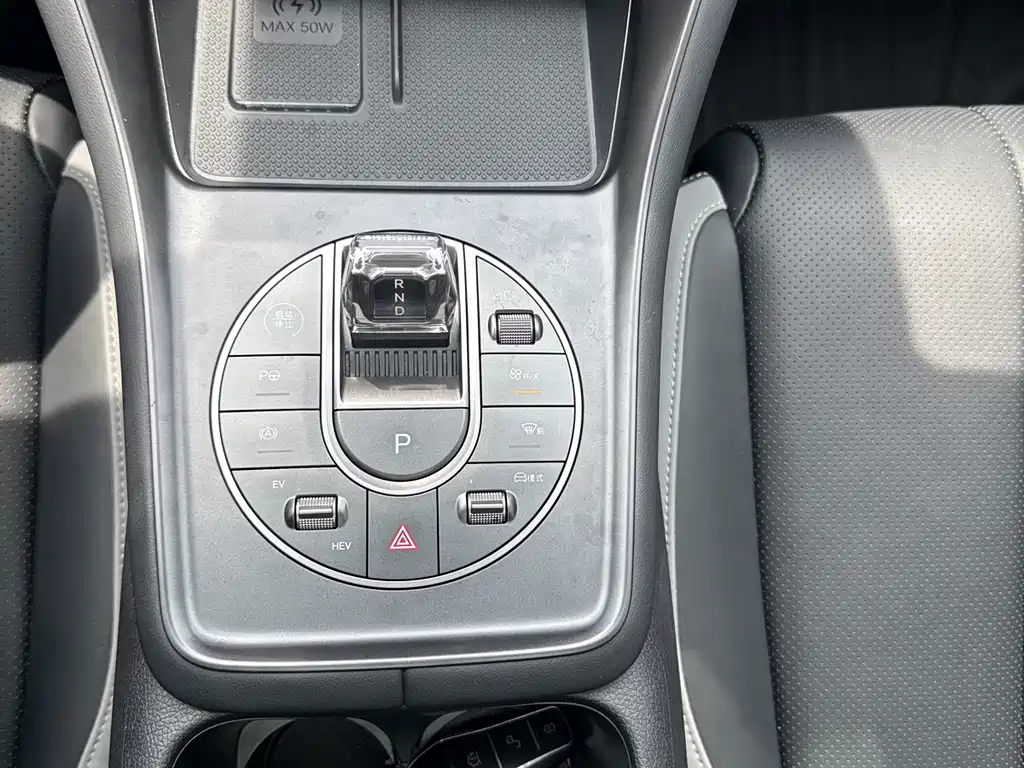 BYD Sealion 05 DM-i 2025 — фото 20