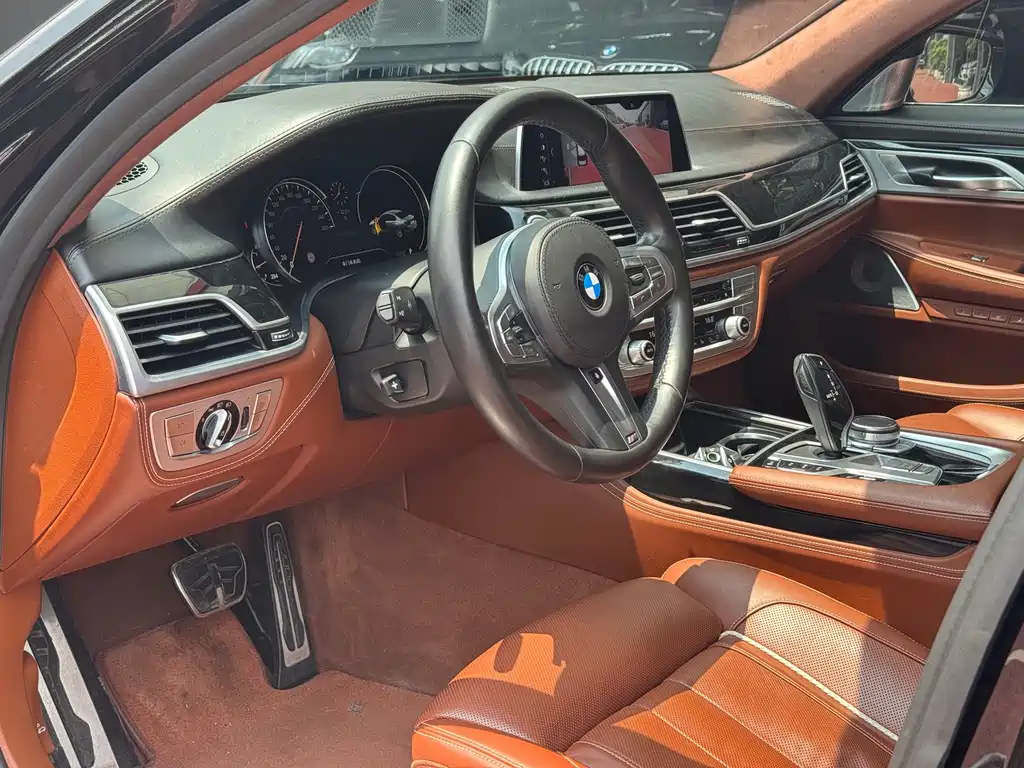 BMW 7 Series 2019 — фото 4