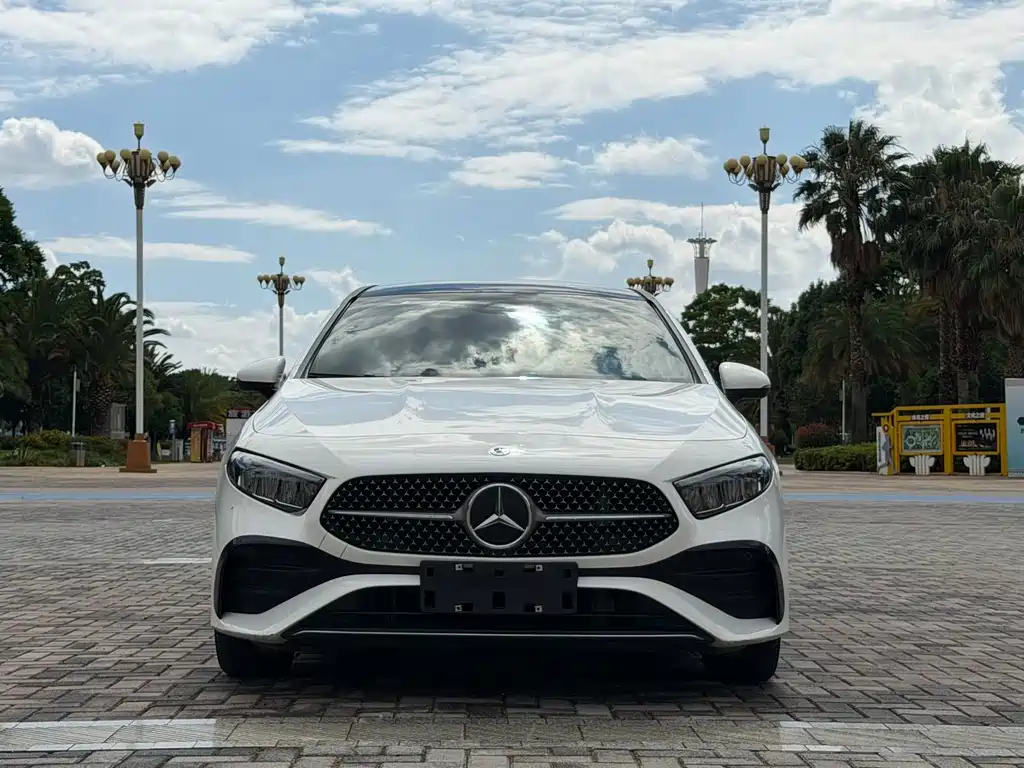 Mercedes-Benz A-Class 2023