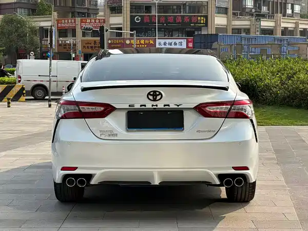 Toyota Camry 2018