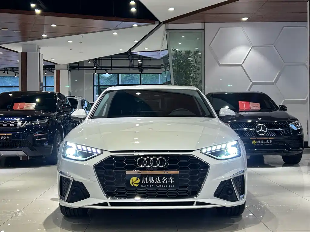 Audi A4L 2025