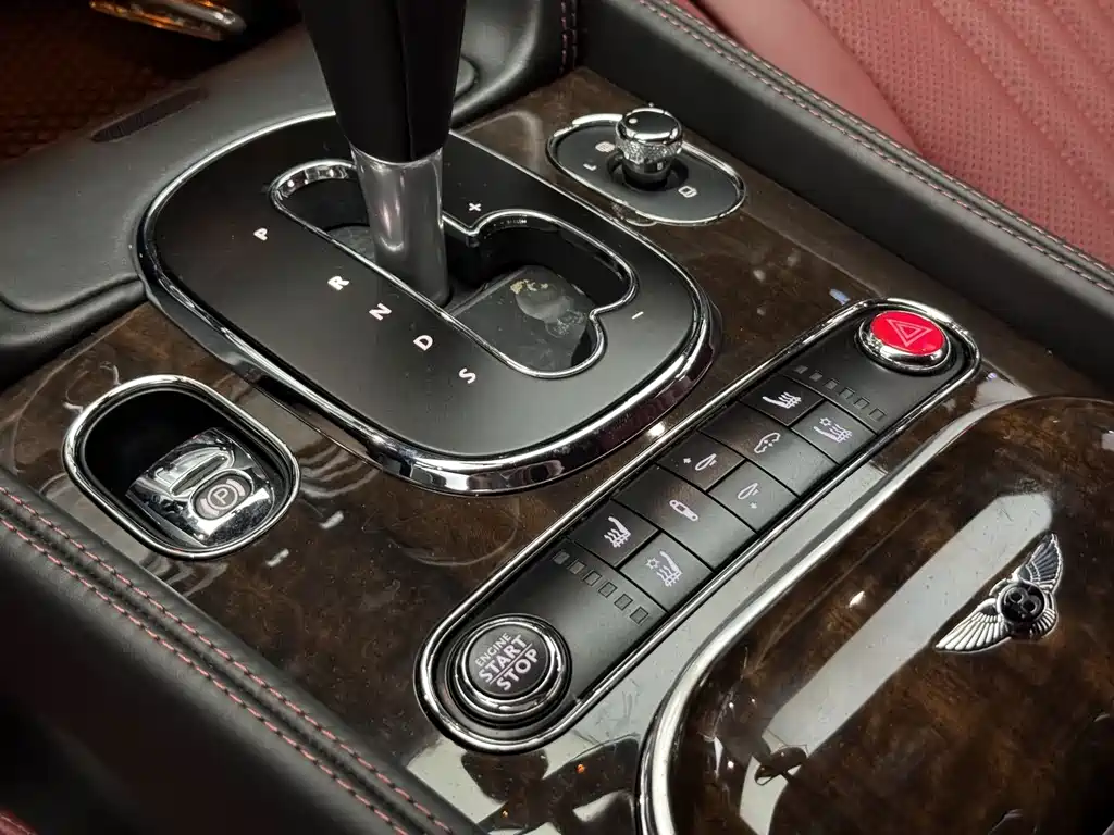 Bentley Continental 2018 — фото 12