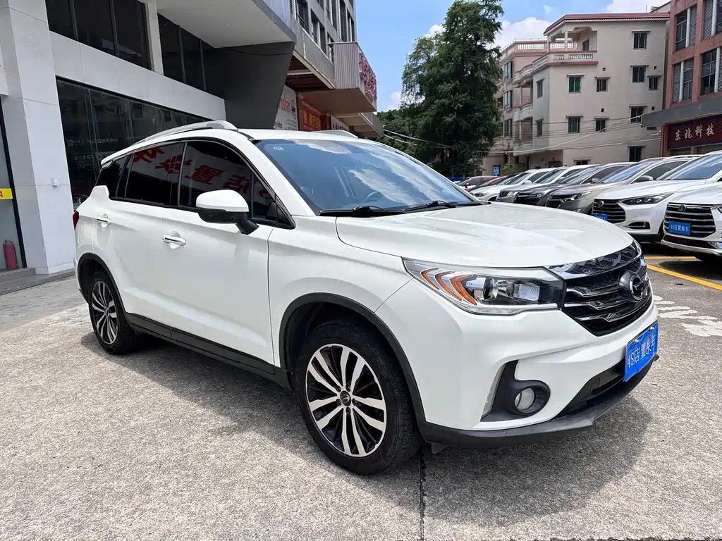 GAC Motor Trumpchi GS4 2017 — фото 3