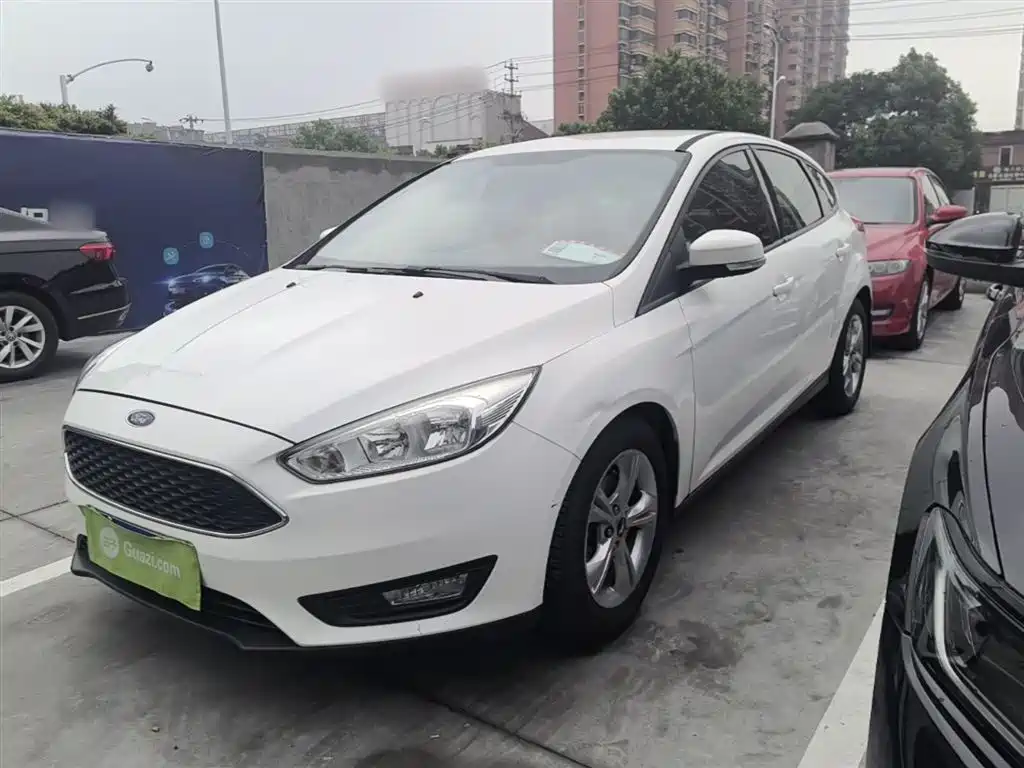 Ford Focus 2015 — фото 2